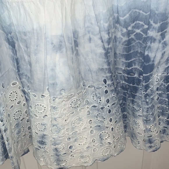 Skirt - Picture 2 of 3